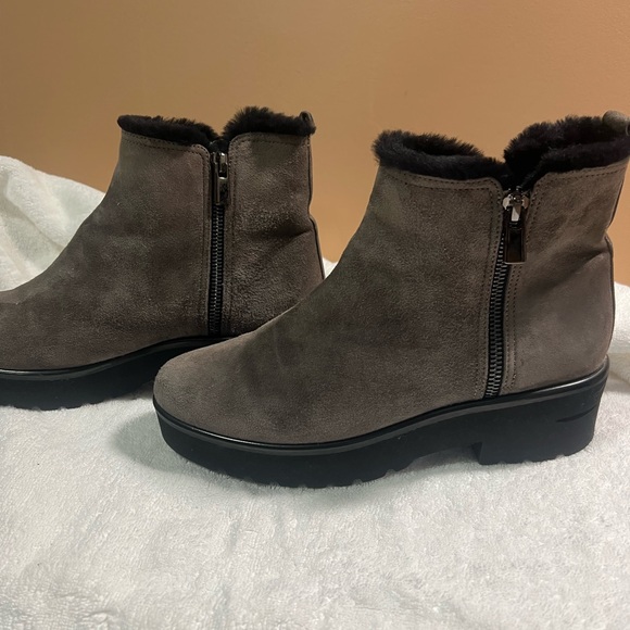 Pas  de Rouge boots - Picture 6 of 7